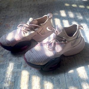 Pink Nike superrep tennis shoes